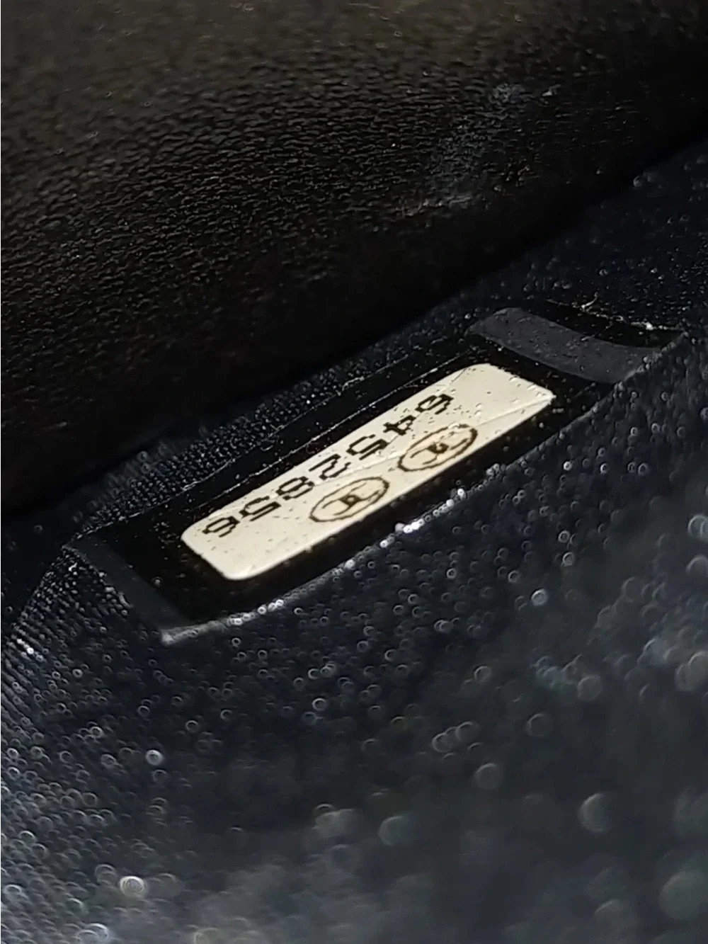 CHANEL TRAVEL LINE WOC BLK HW